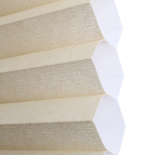 SKYLIGHT | CREAM